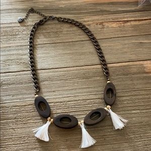 Plunder Brown White Saylor Necklace